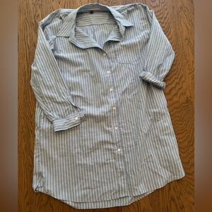 Universal‎ Thread Light Blue and White Striped Shirt dress